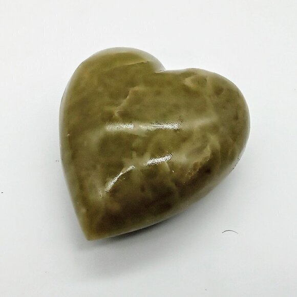 Green Stone Heart Paperweight - Picture 2 of 4
